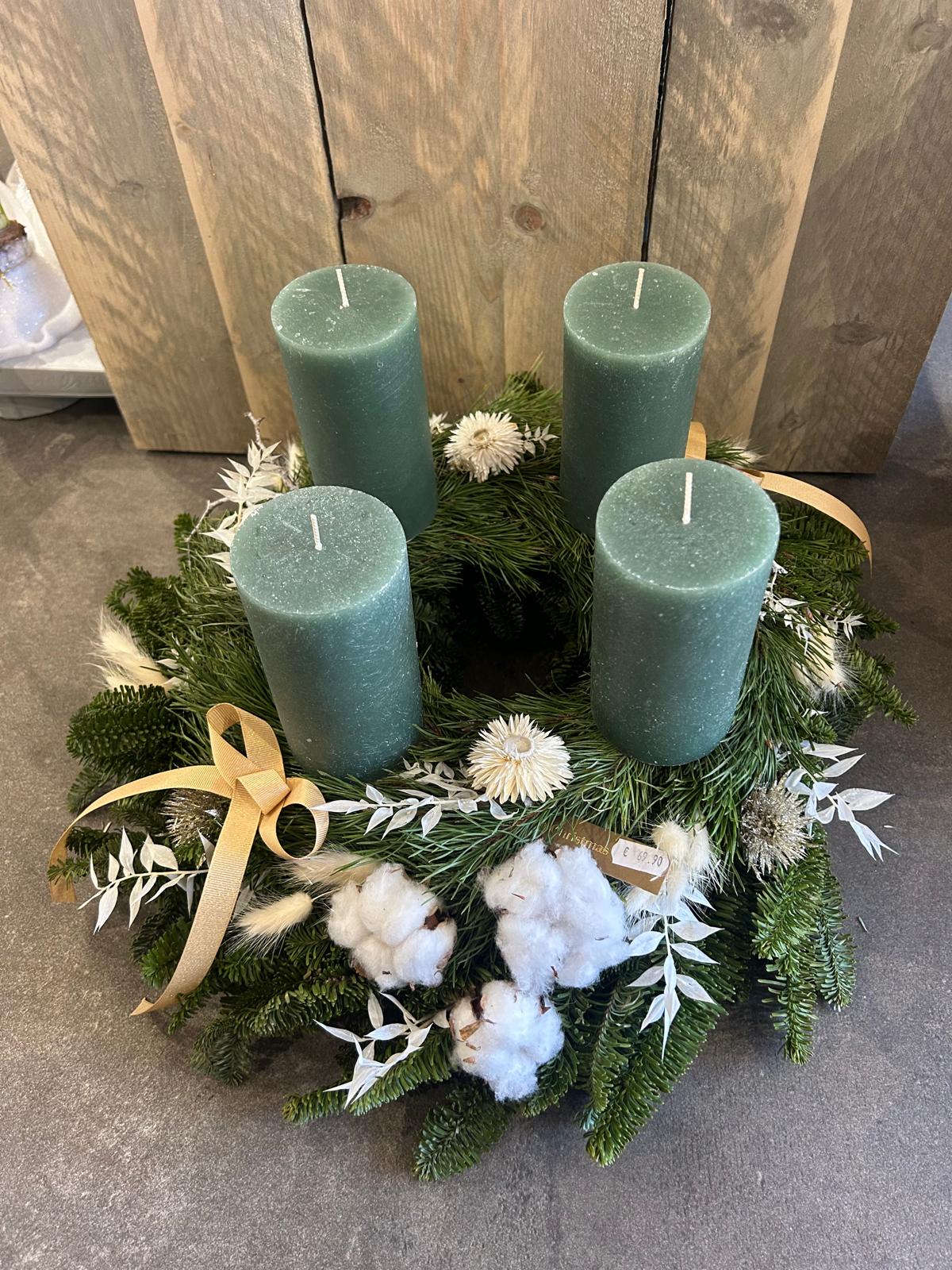 Adventskranz Grün Beige Gold mit 14cm Kerzen